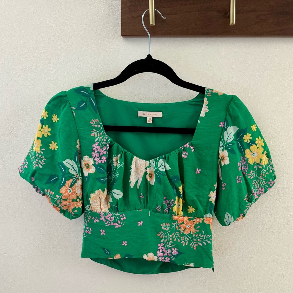 Skys Are Blue Fleur Print Bubble Sleeve Top